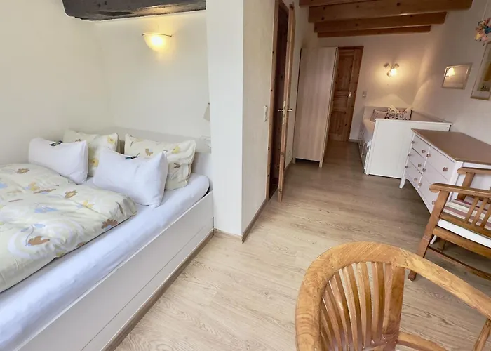 Gulfhof Butendiek - Fruechtekammer 纽哈灵吉塞尔